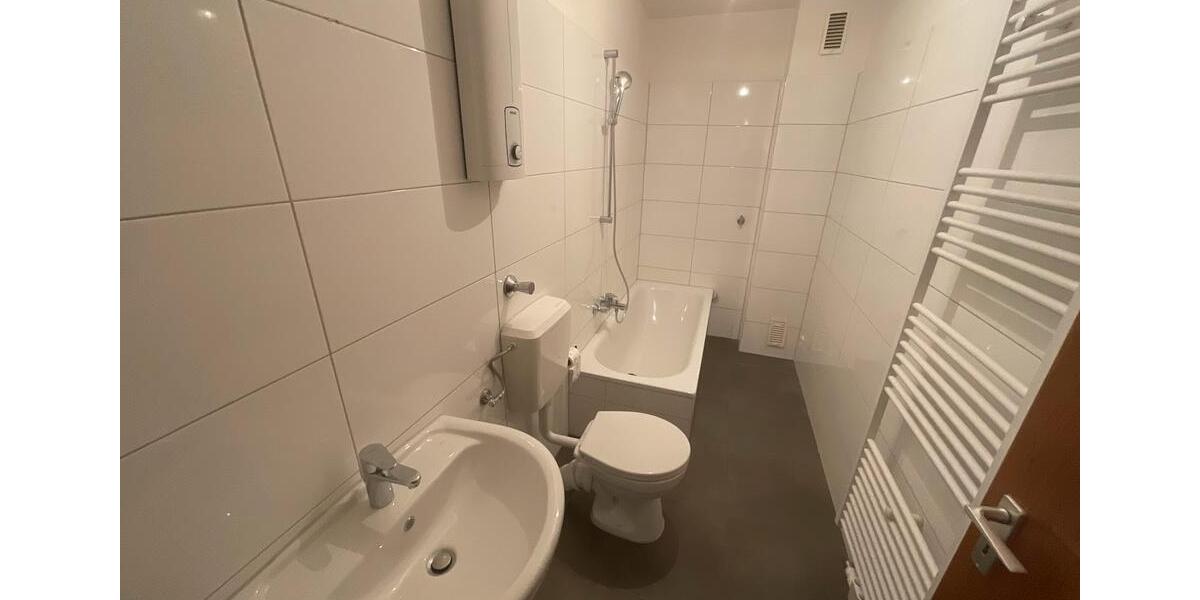Etagenwohnung Essen Stadtbezirk IV - 1 Zimmer, 38 m&sup2;, 479&euro; | Angebot:26533985