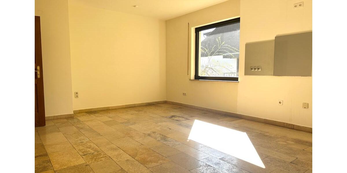 Terrassenwohnung Gerolstein - 2 Zimmer, 127 m&sup2;, 990&euro; | Angebot:26676349