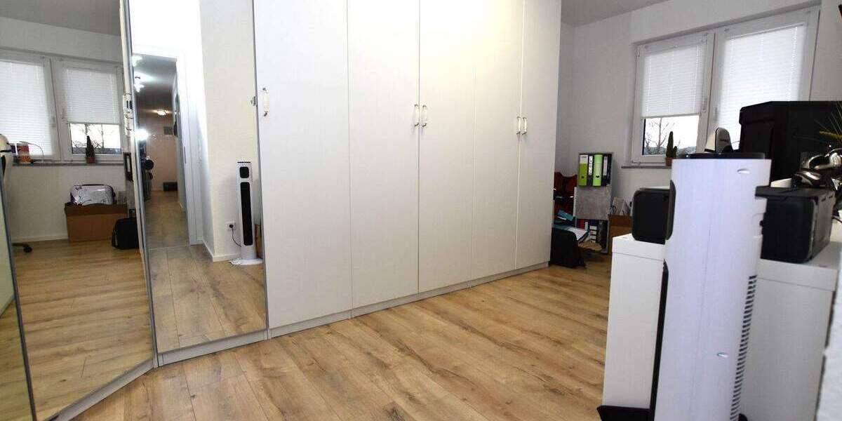 Etagenwohnung Menden Lendringsen - 3 Zimmer, 98 m&sup2;, 1.185&euro; | Angebot:26155724