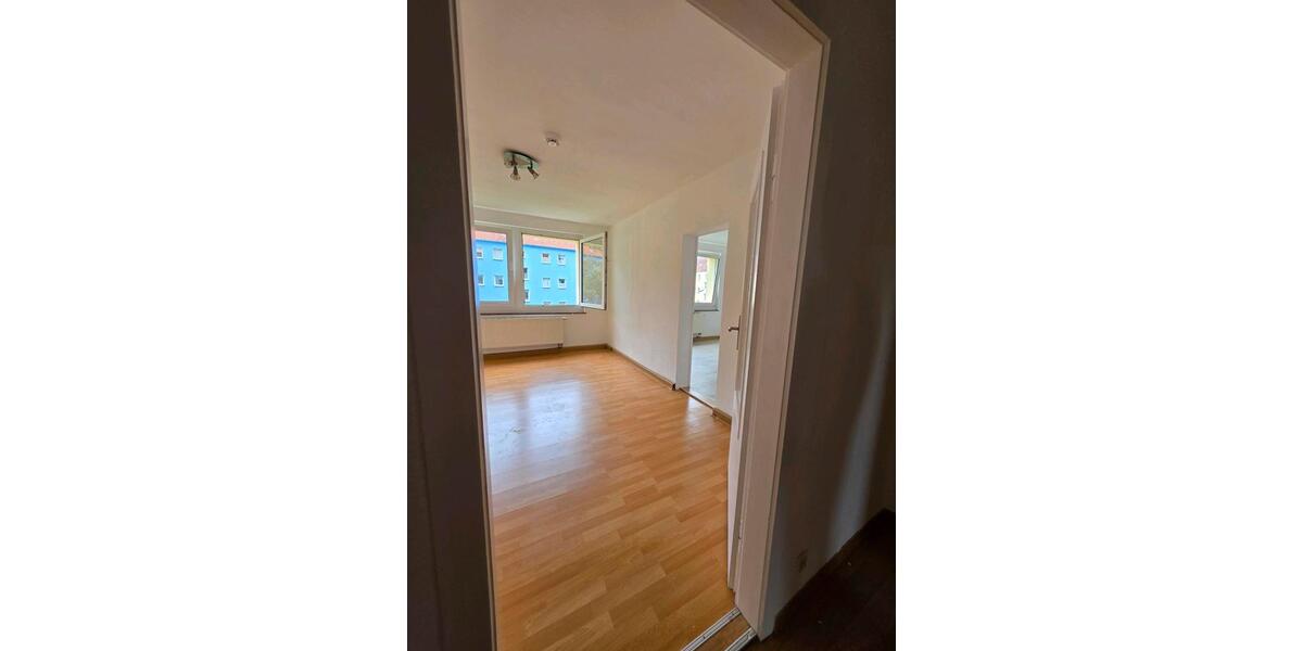 Etagenwohnung Nienburg (Saale) - 2 Zimmer, 46 m&sup2;, 460&euro; | Angebot:26611393