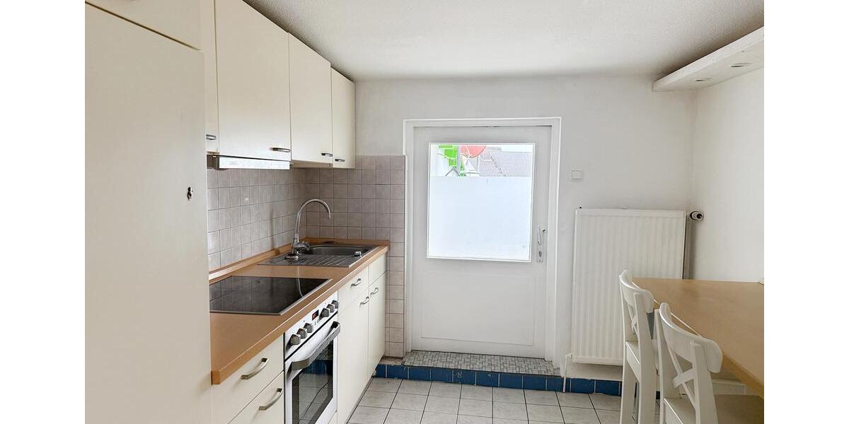 BüsumZentrum: Helle 4-Zimmer Wohnung im Zentrum mit einem Balkon 4 zimmer