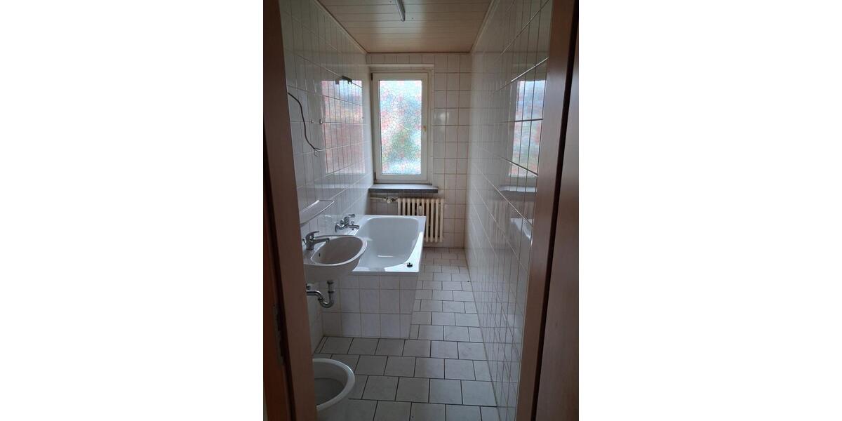 Erdgeschoßwohnung Zerbst (Anhalt) Leps - 3 Zimmer, 66 m&sup2;, 290&euro; | Angebot:25852253