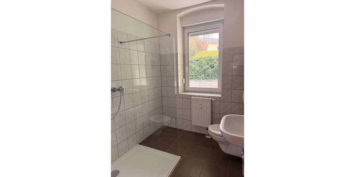 Etagenwohnung Altenburg Südost - 2 Zimmer, 47 m&sup2;, 320&euro; | Angebot:26290117