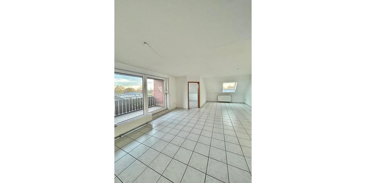 Große 3 Zimmer DG-Wohnung auf zwei Etagen mit Balkon in Haltern am See zu vermieten 3 zimmer