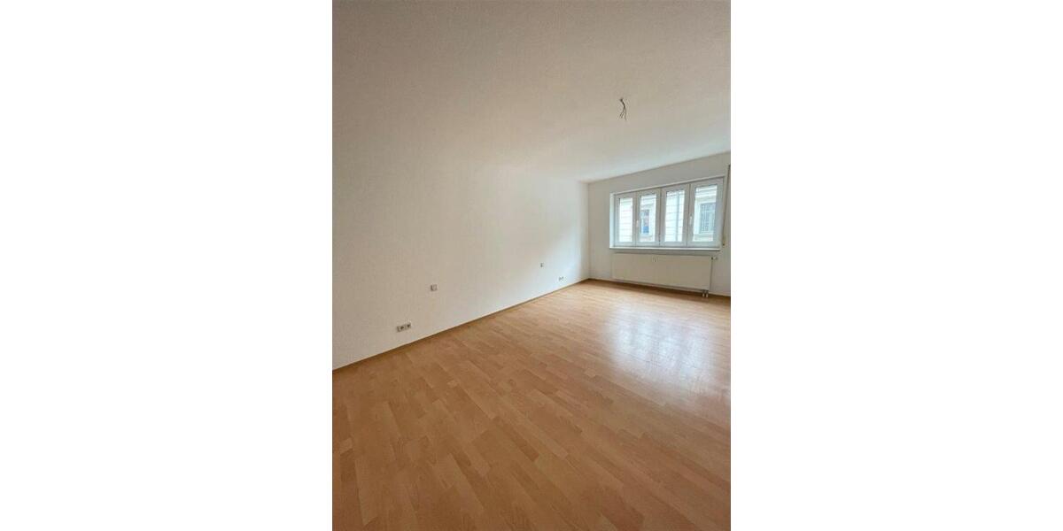 Erdgeschoßwohnung Plauen - 2 Zimmer, 63 m&sup2;, 295&euro; | Angebot:12319763