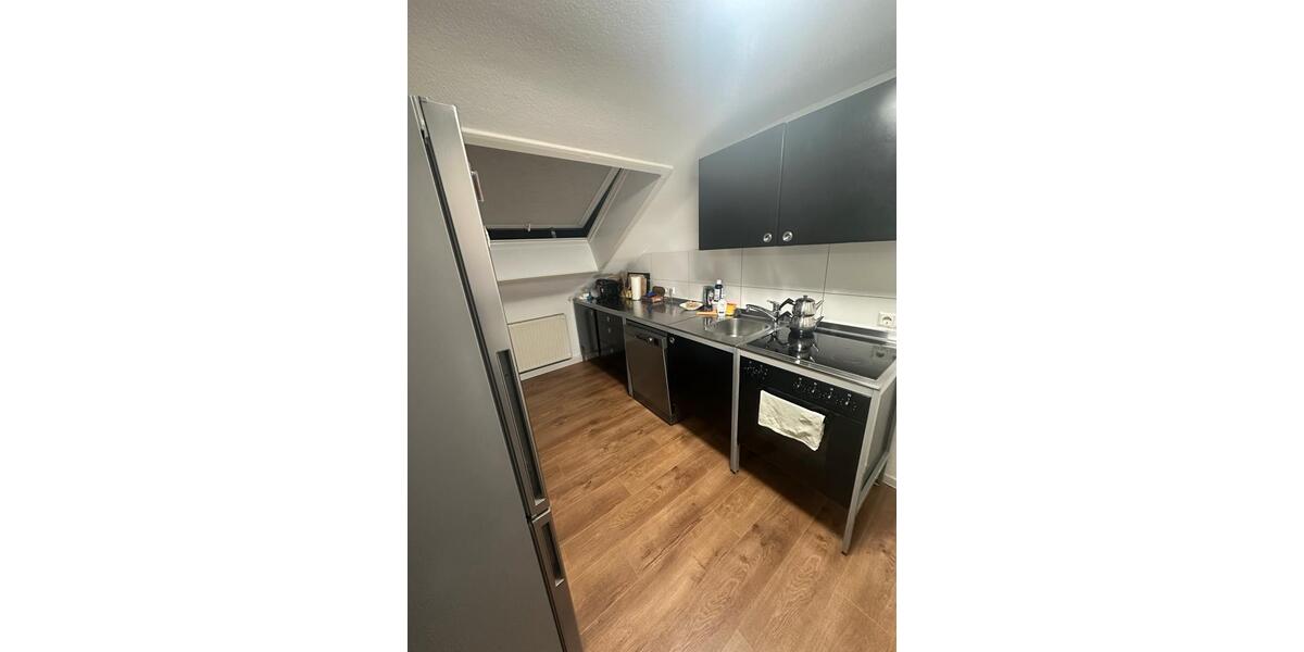 Dachgeschoßwohnung Eislingen (Fils) - 3 Zimmer, 84 m&sup2;, 1.050&euro; | Angebot:24719602