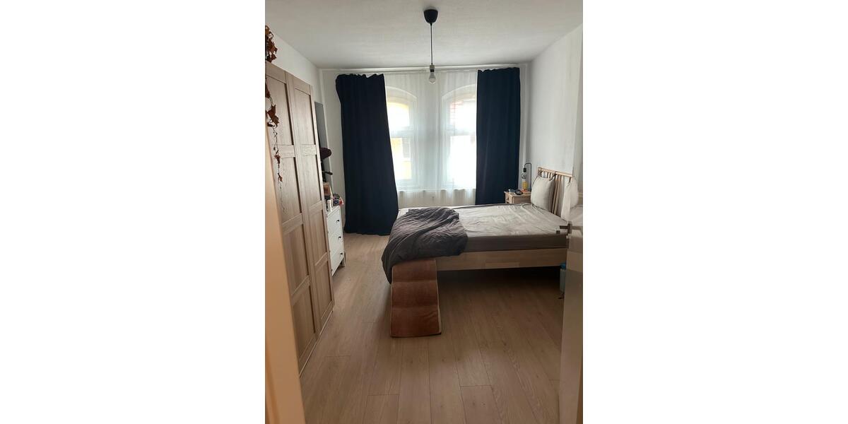 Etagenwohnung Erfurt Johannesplatz - 3 Zimmer, 73 m&sup2;, 670&euro; | Angebot:26495746