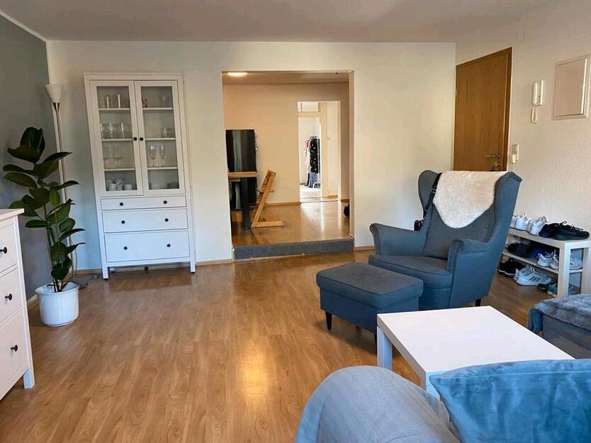 3,5 Zimmerwohnung mit Balkon in Maugenhard