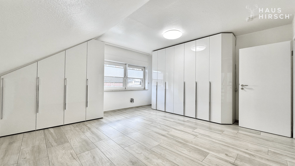 Etagenwohnung Ratingen West - 2 Zimmer, 117 m&sup2;, 1.530&euro; | Angebot:25064111