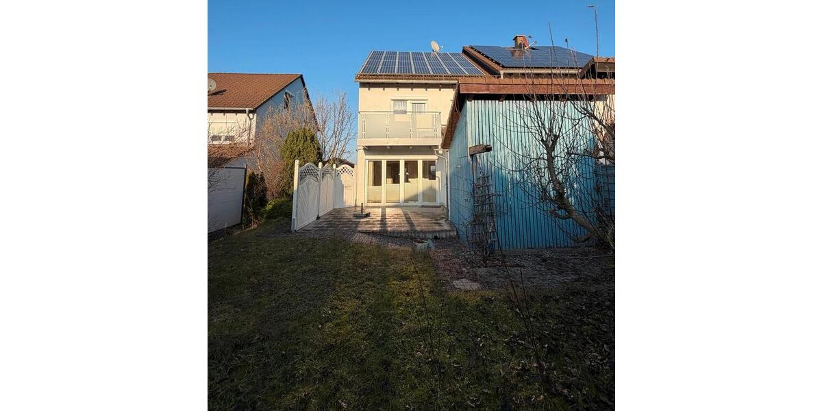 Doppelhaushälfte Bad Hersfeld - 7 Zimmer, 164 m&sup2;, 1.629&euro; | Angebot:25886917