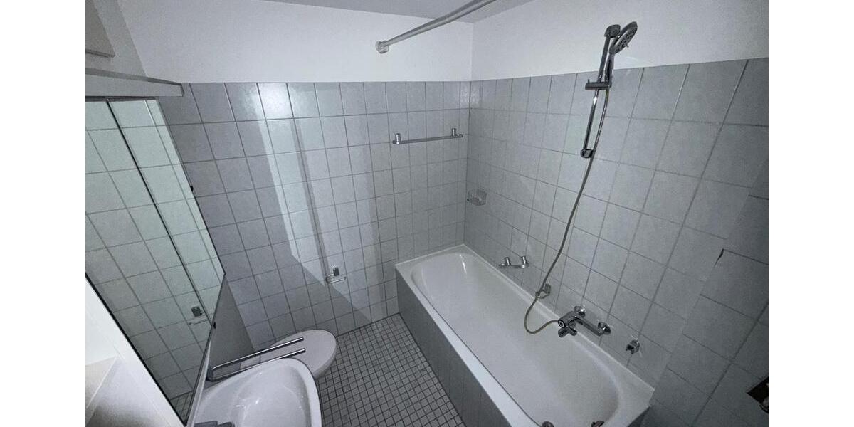 Erdgeschoßwohnung Wolfsburg - 2 Zimmer, 63 m&sup2;, 526&euro; | Angebot:24440685