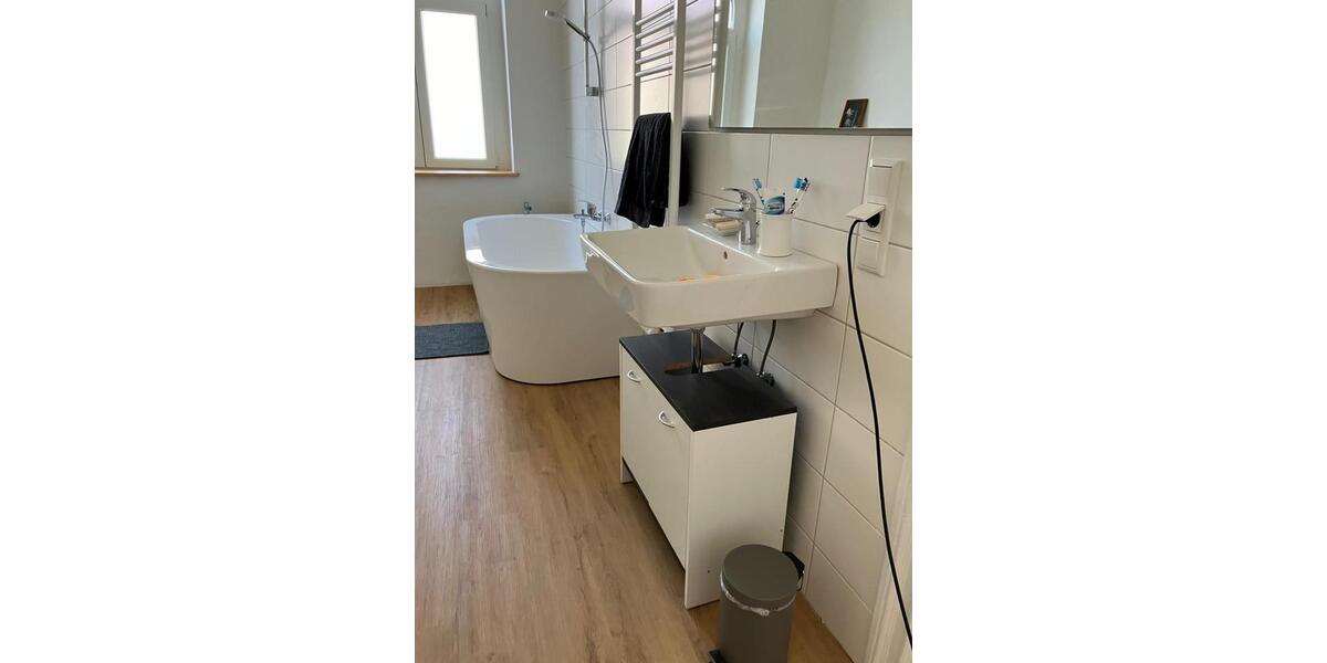 Hochparterre Bismark (Altmark) - 2 Zimmer, 80 m&sup2;, 500&euro; | Angebot:25906552