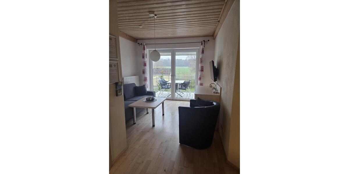 Etagenwohnung Ochsenhausen - 3 Zimmer, 70 m&sup2;, 770&euro; | Angebot:25838306