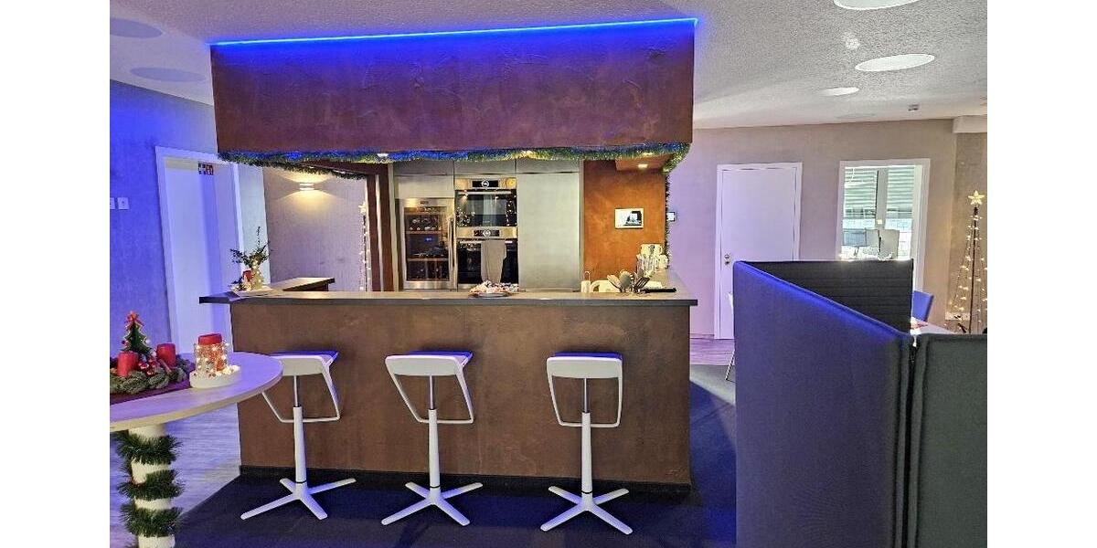 Modernes Büro in einem neuwertigen Firmengebäude, in Borkheide, bei Berlin, zu vermieten zimmer