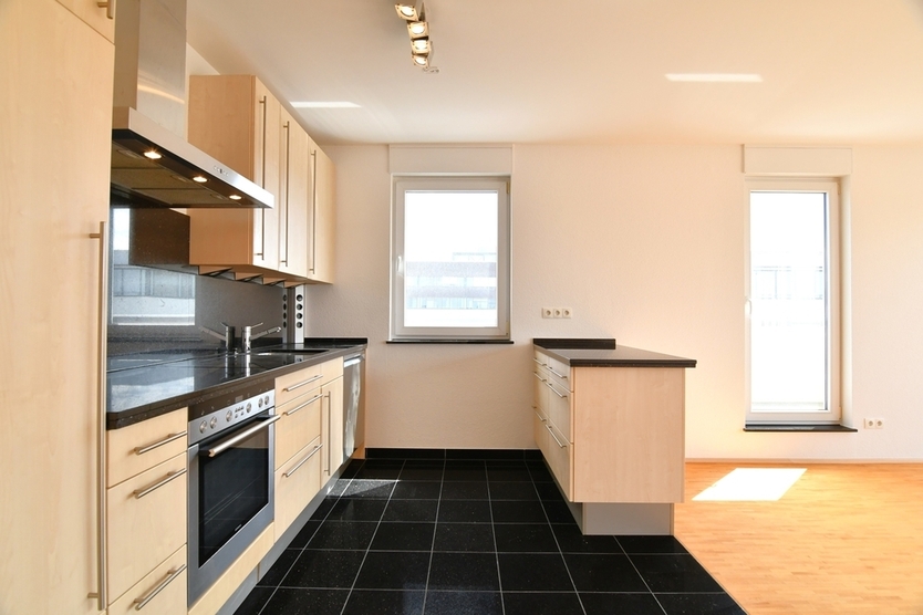 Wunderschönes Penthouse mit Blick auf die Skyline