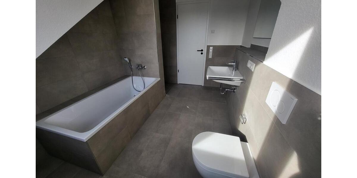 Erstbezug: 3-Zimmer-Dachgeschosswohnung in Heitersheim zimmer