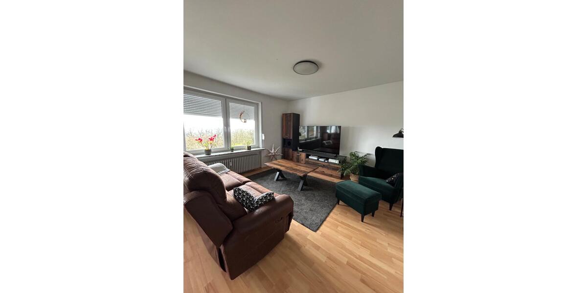 Etagenwohnung Niedenstein - 3 Zimmer, 92 m&sup2;, 650&euro; | Angebot:25943863