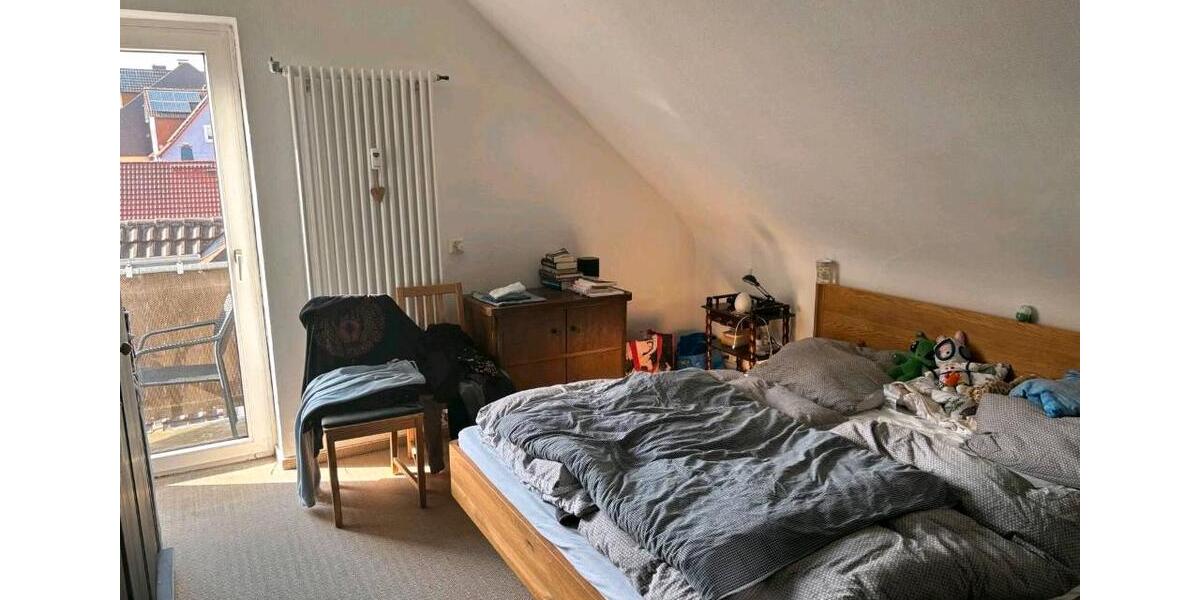 Dachgeschoßwohnung Kassel Kirchditmold - 3 Zimmer, 65 m&sup2;, 600&euro; | Angebot:26241373