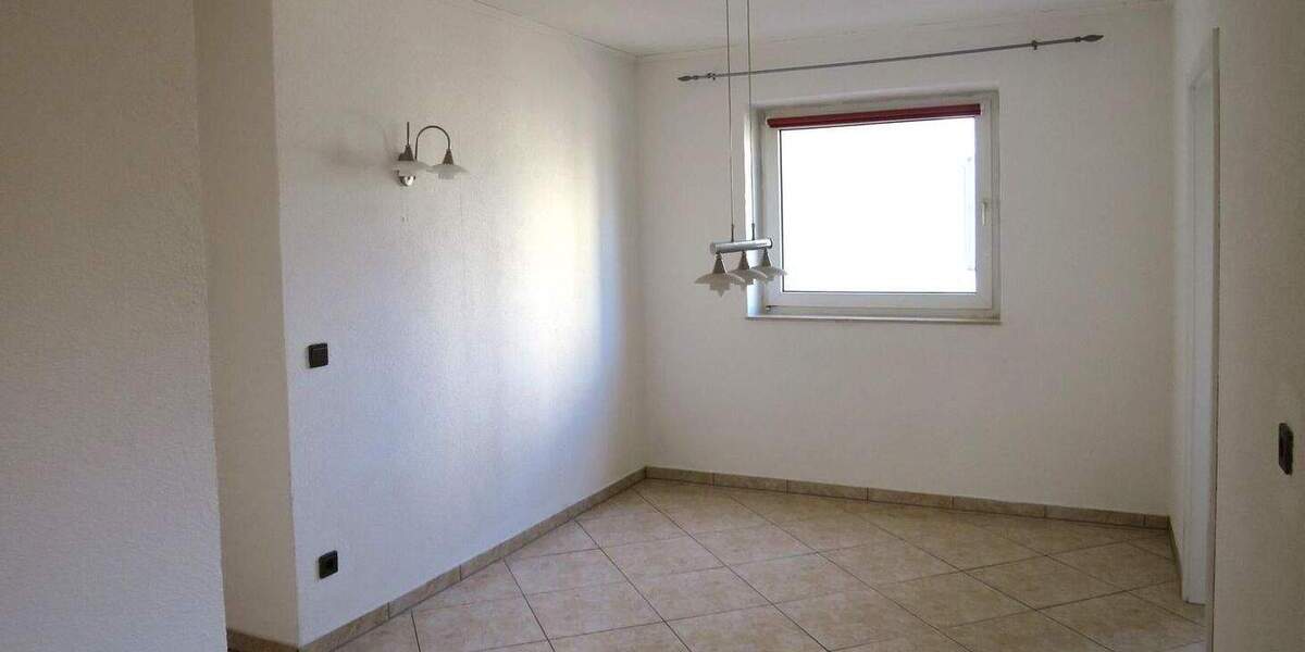 Etagenwohnung Kaiserslautern Innenstadt - 4 Zimmer, 114 m&sup2;, 1.165&euro; | Angebot:25707675