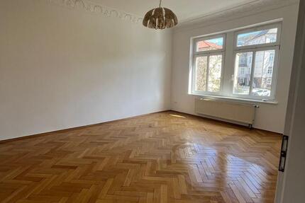 Wohnung Sonneberg - 2 Zimmer, 66 m&sup2;, 625&euro; | Angebot:26131099