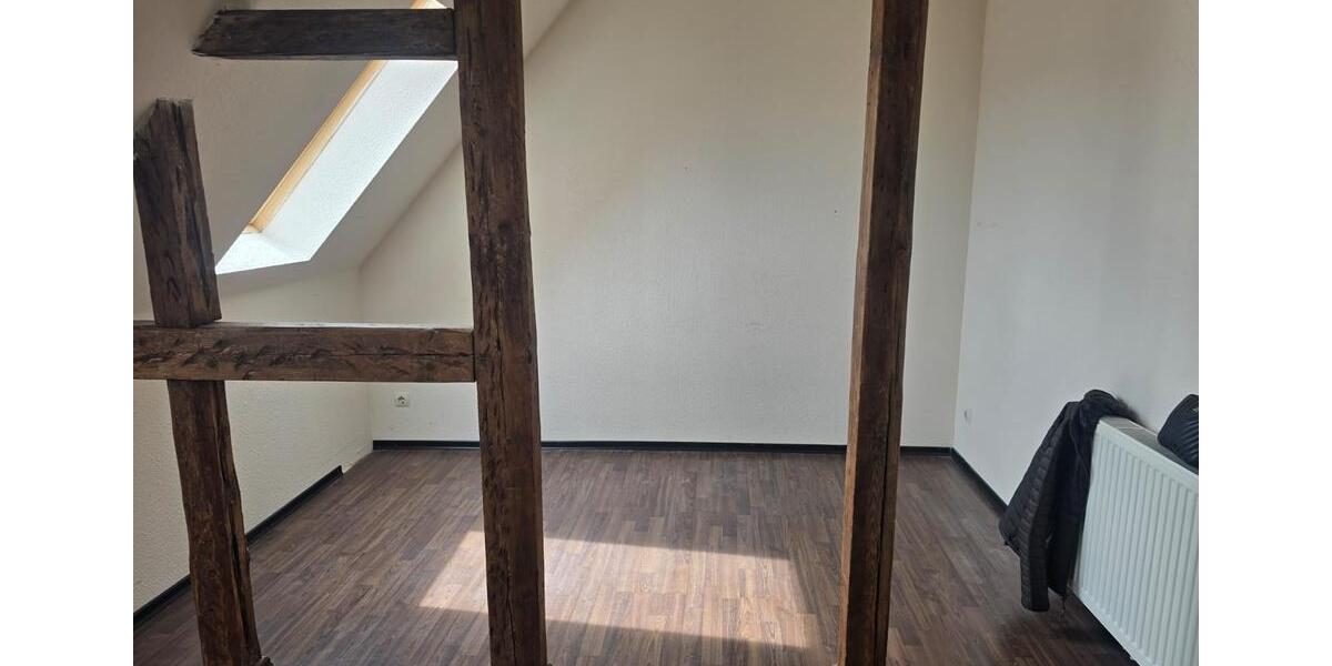 Dachgeschoßwohnung Arnstadt - 2 Zimmer, 65 m&sup2;, 410&euro; | Angebot:26515906