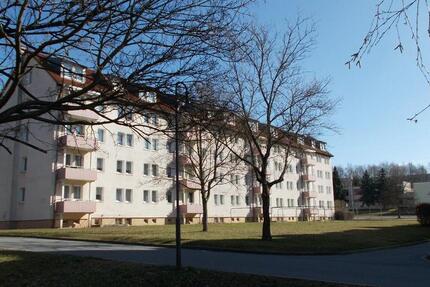 Wohnung Ronneburg - 4 Zimmer, 67 m&sup2;, 390&euro; | Angebot:25900486