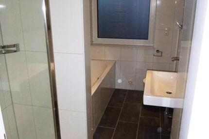 Modernisierte Etagenwohnung in ruhiger Lage zimmer
