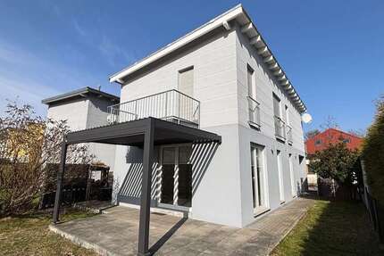 Haus Berlin Treptow-Köpenick - 4.5 Zimmer, 130 m&sup2;, 2.380&euro; | Angebot:25973380