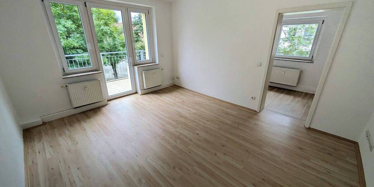 Etagenwohnung Chemnitz Lutherviertel - 3 Zimmer, 60 m&sup2;, 335&euro; | Angebot:26758899