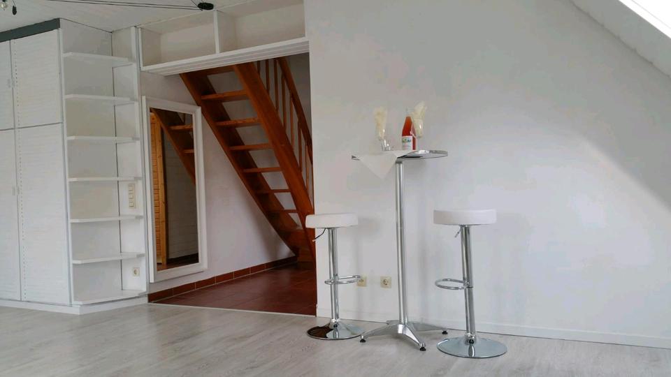 Dachgeschoßwohnung Heilbronn - 2 Zimmer, 50 m&sup2;, 710&euro; | Angebot:24764888