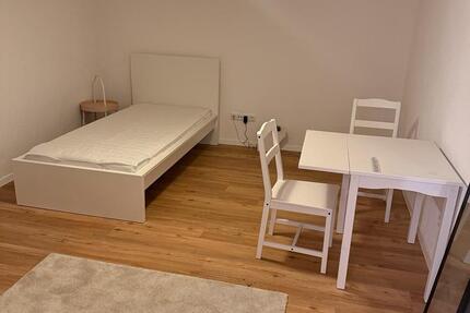 Wohnen auf Zeit Rosenheim Innenstadt - 3 Zimmer, 16 m&sup2;, 700&euro; | Angebot:26035111