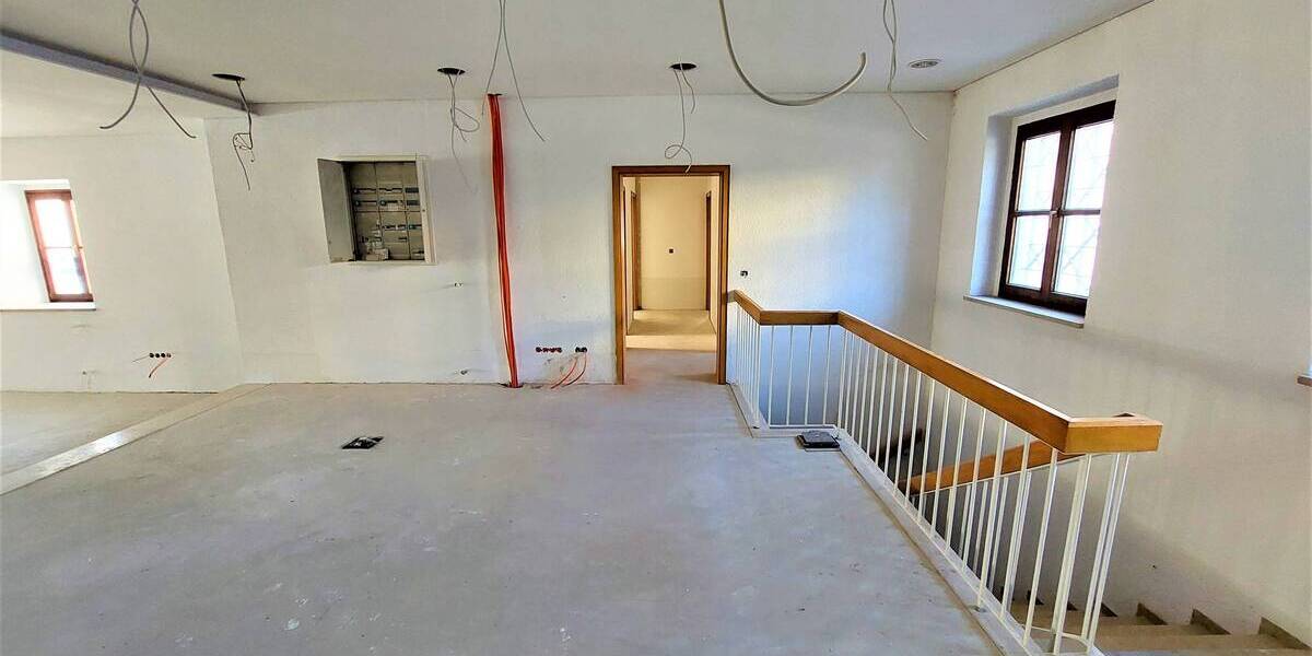 Gewerbeobjekt Weiden in der Oberpfalz Weiden - 5 Zimmer, 320 m&sup2;, 3.800&euro; | Angebot:25769874