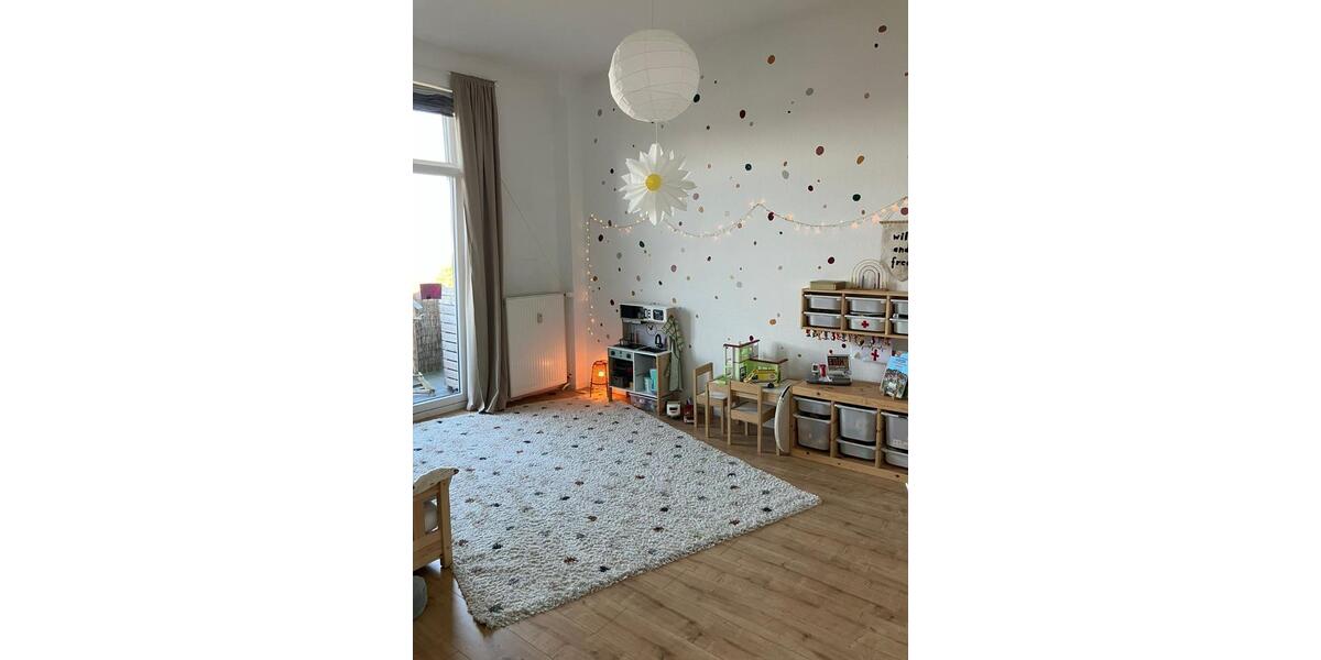 Etagenwohnung Detmold - 4 Zimmer, 97 m&sup2;, 890&euro; | Angebot:25237400