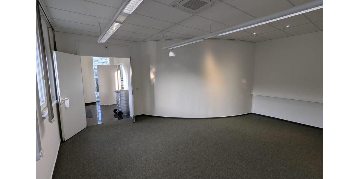 Helles Büro zu vermieten zimmer