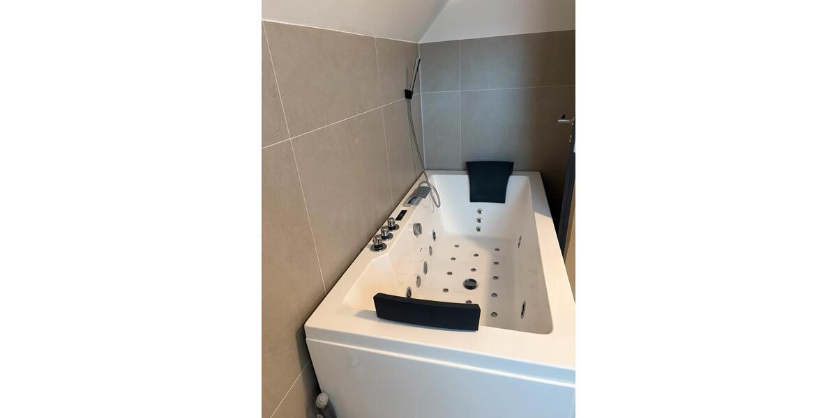 170 qm Wohnung in Hardegsen über 2 Etagen mit EBK und 2 Bäder 7 zimmer