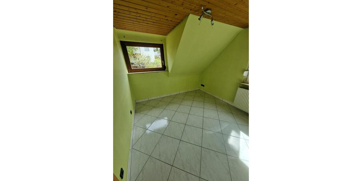 Dachgeschoßwohnung Grafenau - 4 Zimmer, 99 m&sup2;, 1.233&euro; | Angebot:26585718