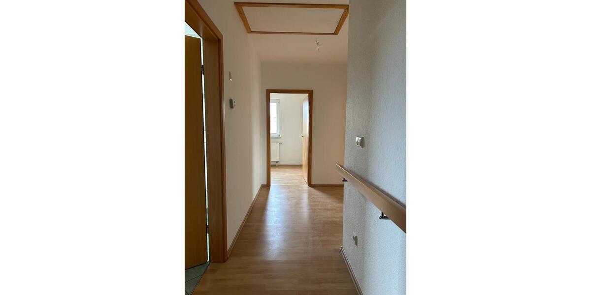 Etagenwohnung Burg (Spreewald) - 4 Zimmer, 120 m&sup2;, 1.350&euro; | Angebot:26439808