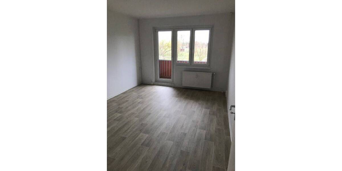 Etagenwohnung Angermünde - 3 Zimmer, 60 m&sup2;, 375&euro; | Angebot:26411326