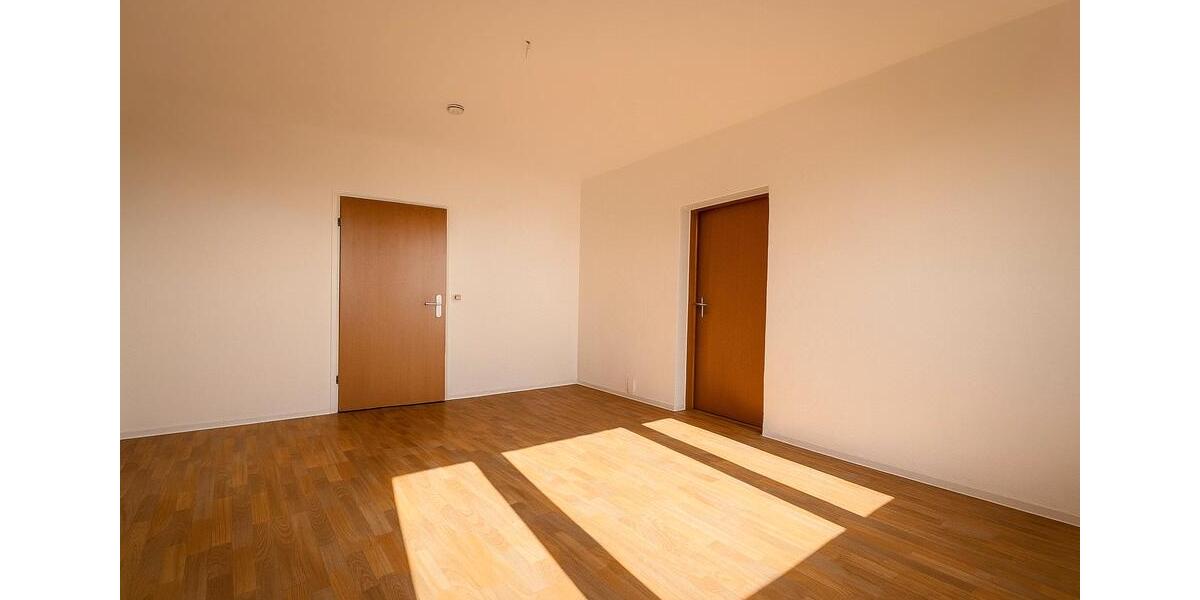 Etagenwohnung Rudolstadt - 4 Zimmer, 70 m&sup2;, 450&euro; | Angebot:26442701