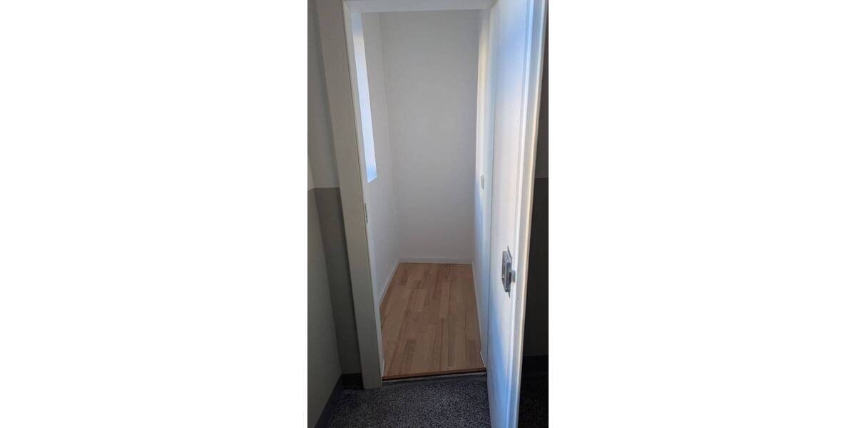 Etagenwohnung Chemnitz Sonnenberg - 4 Zimmer, 93 m&sup2;, 666&euro; | Angebot:26825028