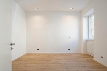 Wohnung Rastatt - 2 Zimmer, 70 m&sup2;, 1.000&euro; | Angebot:27617235
