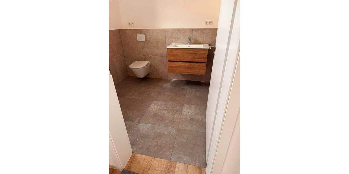 Doppelhaushälfte Brandenburg an der Havel / Neuschmerzke Neustadt - 4 Zimmer, 127 m&sup2;, 1.600&euro; | Angebot:25697031