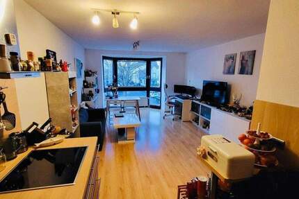 Möblierte, moderne Zwei-Zimmer-Wohnung mit Einbauküche 2 zimmer