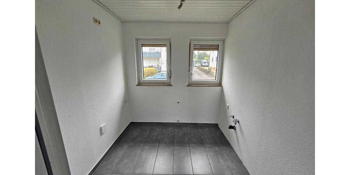 Erdgeschoßwohnung Staufenberg - 3 Zimmer, 65 m&sup2;, 650&euro; | Angebot:26227082