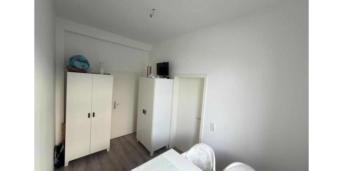 Erdgeschosswohnung mit Gartennutzung in Krefeld Uerdingen 2 zimmer