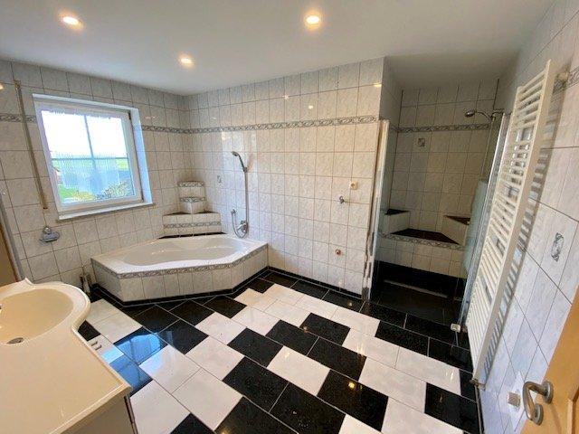 Wohnen auf Zeit Moosthenning - 5 Zimmer, 156 m&sup2;, 370&euro; | Angebot:26632619