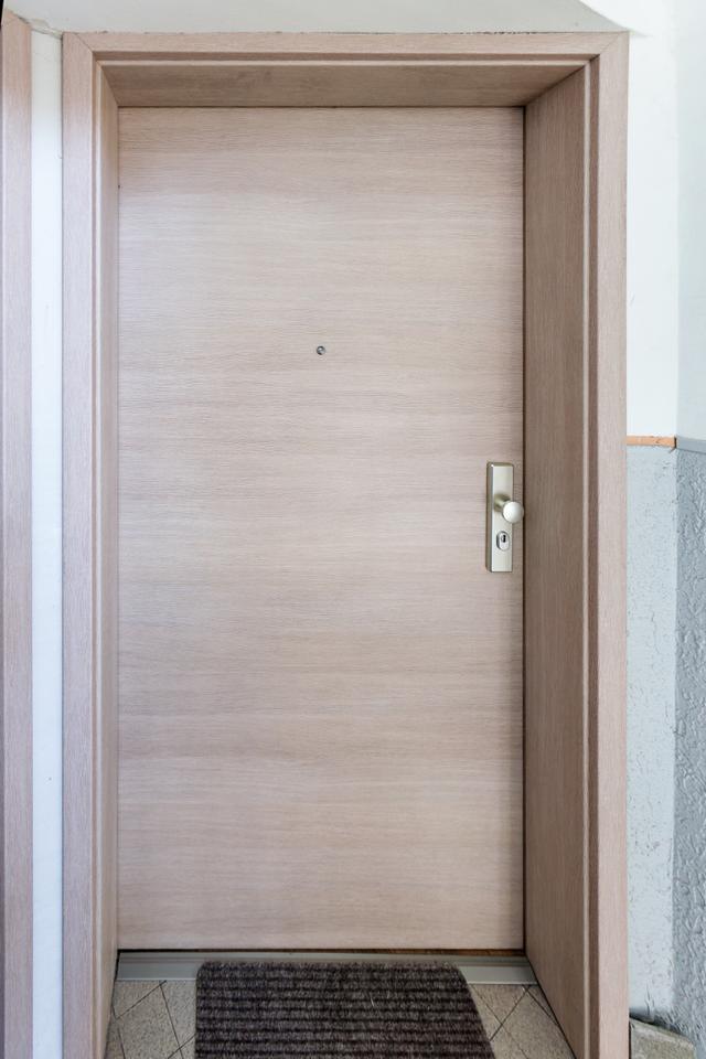 Schöne, 2024 sanierte 1 ZKB Wohnung im 1.Obergeschoß in 66115 SBR