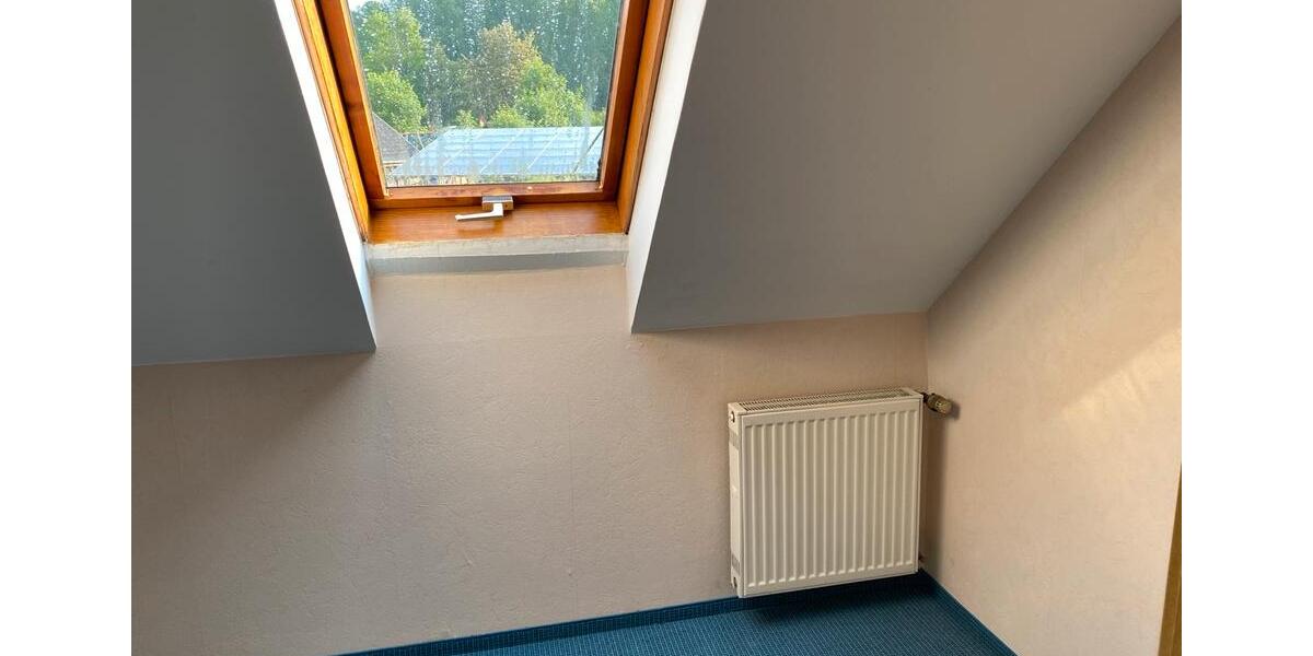 Dachgeschoßwohnung Suhl - 2.5 Zimmer, 60 m&sup2;, 516&euro; | Angebot:26059998