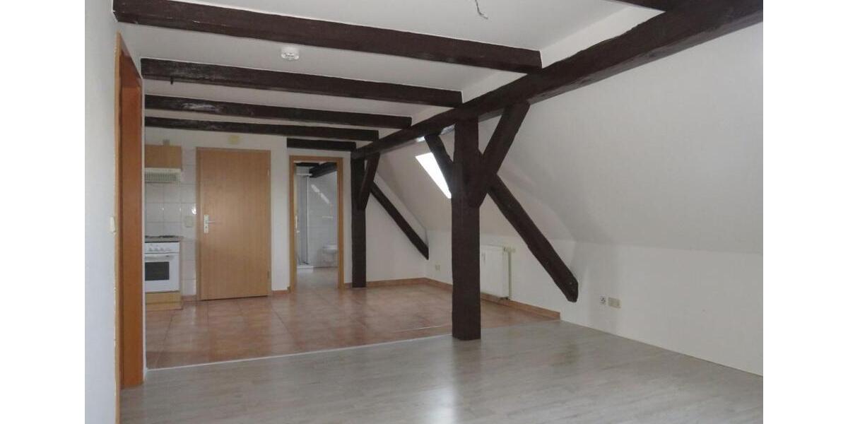 Dachgeschoßwohnung Klötze - 2 Zimmer, 51 m&sup2;, 345&euro; | Angebot:26061341