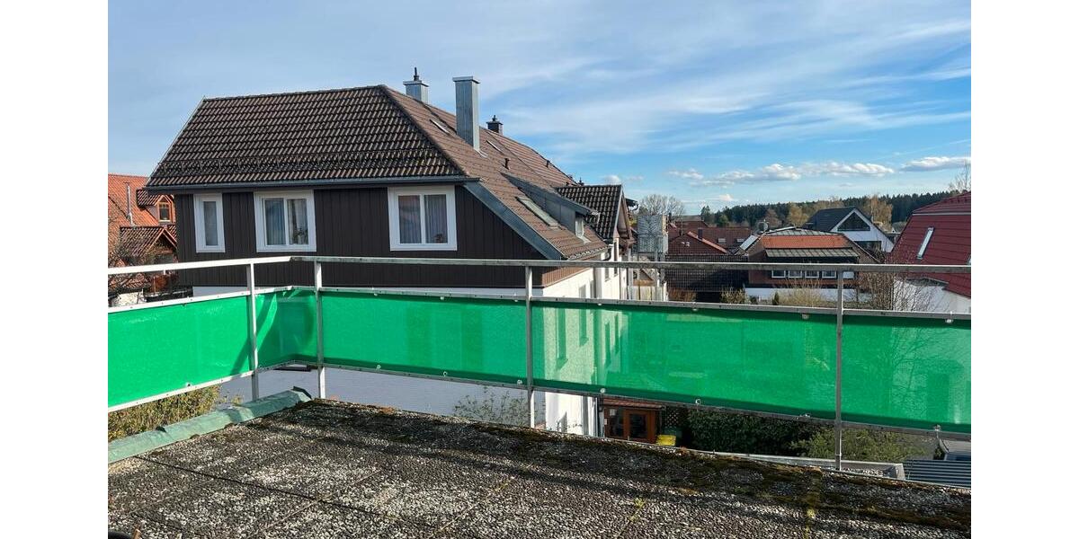 Dachgeschoßwohnung Königsfeld im Schwarzwald - 3 Zimmer, 103 m&sup2;, 800&euro; | Angebot:25961939